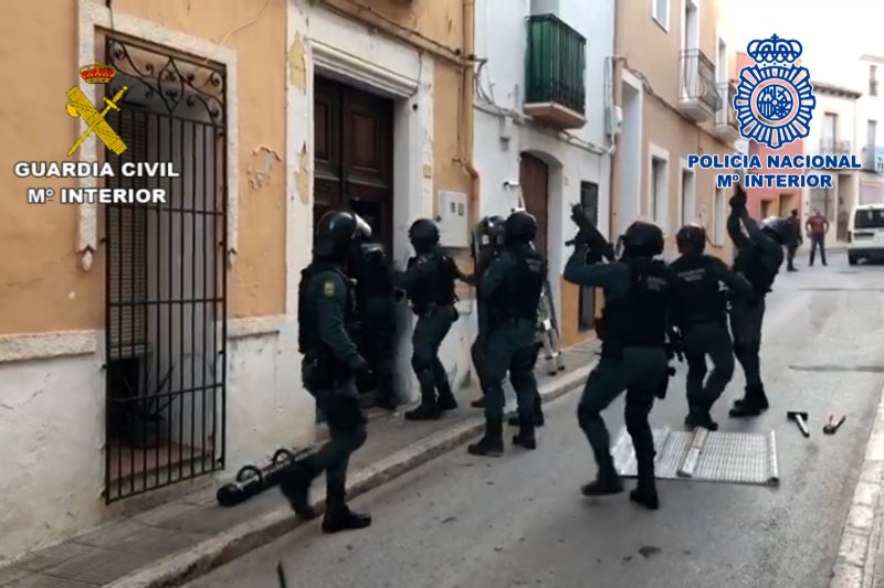 Macrooperación antidroga: Desarticulado un grupo criminal dedicado al tráfico de hachís a nivel internacional Macrooperación antidroga: Desarticulado un grupo criminal dedicado al tráfico de hachís a nivel internacional