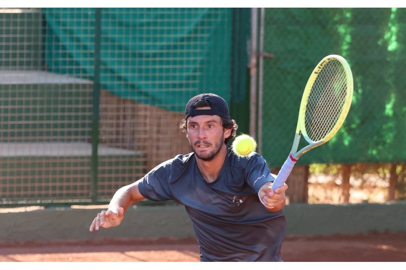 Sergi Pérez cae en primera ronda del Orysol de Dénia ante un correoso Pontjodikromo Sergi Pérez cae en primera ronda del Orysol de Dénia ante un correoso Pontjodikromo