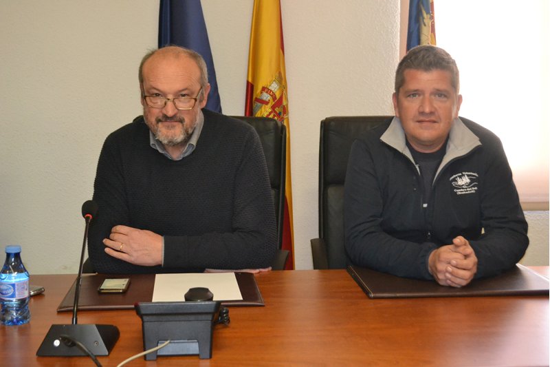 Poble Nou de Benitatxell: La oposición apunta a “dudas legales” para paralizar el  plan de pavimentación y alumbrado de calles Poble Nou de Benitatxell: La oposición apunta a “dudas legales” para paralizar el  plan de pavimentación y alumbrado de calles