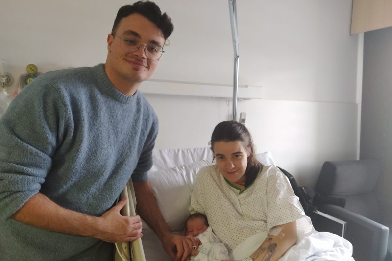 El primer bebé del  2024 nacido en la Marina Alta es una niña de Pedreguer El primer bebé del  2024 nacido en la Marina Alta es una niña de Pedreguer