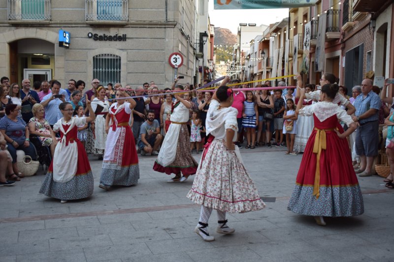La mostra tèxtil Art al Vent de Gata enceta la quinzena edició La mostra tèxtil Art al Vent de Gata enceta la quinzena edició