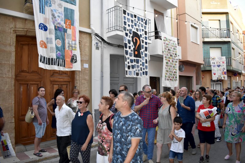 La mostra tèxtil Art al Vent de Gata enceta la quinzena edició La mostra tèxtil Art al Vent de Gata enceta la quinzena edició