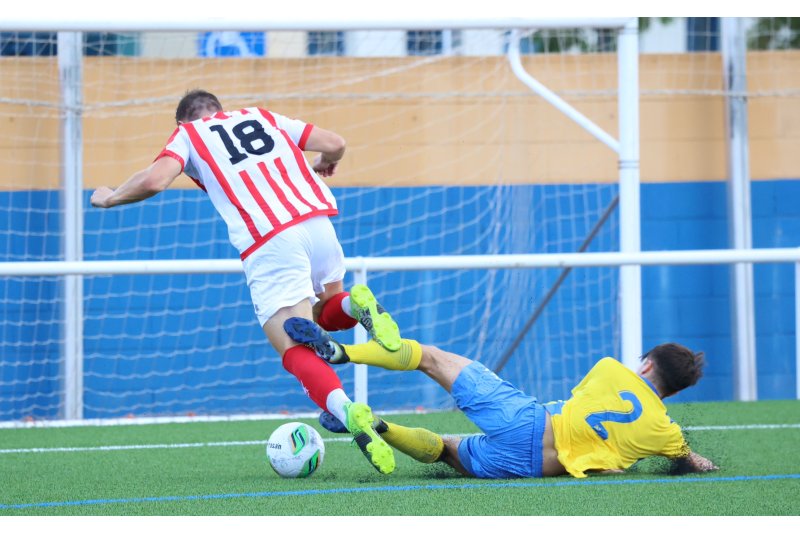 El Dénia-Jávea y sus clásicas polémicas arbitrales El Dénia-Jávea y sus clásicas polémicas arbitrales