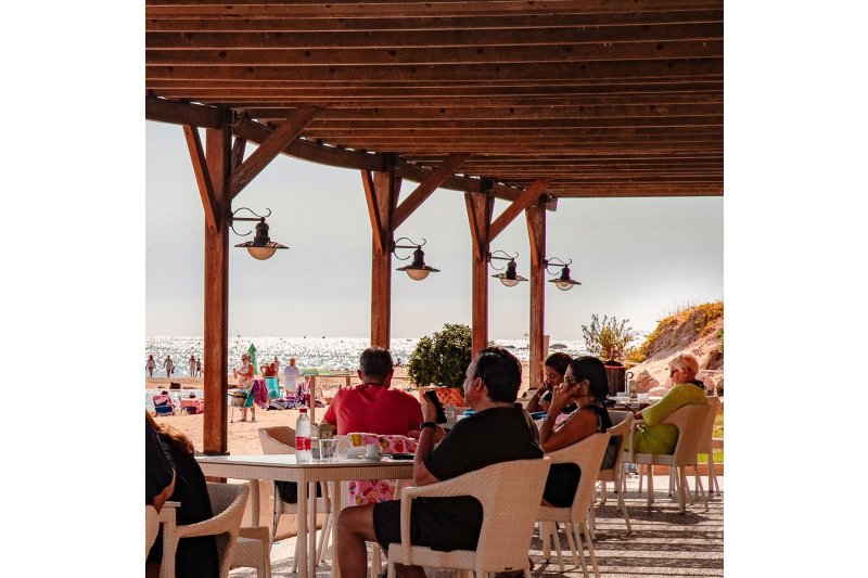 Los empresarios de hostelería vuelven a mostrar su rechazo a la tasa turística  Los empresarios de hostelería vuelven a mostrar su rechazo a la tasa turística