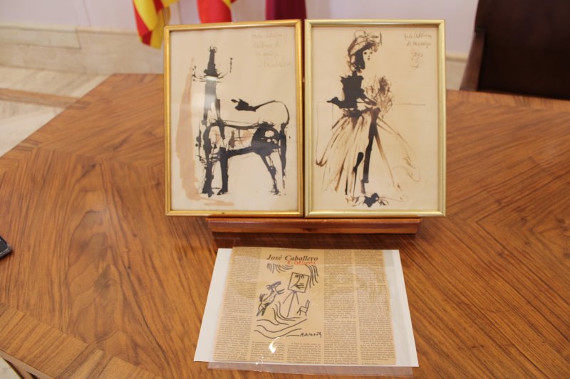 La doctora Peluffo dona al archivo dos obras del pintor José Caballero, muy vinculado a la ciudad  La doctora Peluffo dona al archivo dos obras del pintor José Caballero, muy vinculado a la ciudad