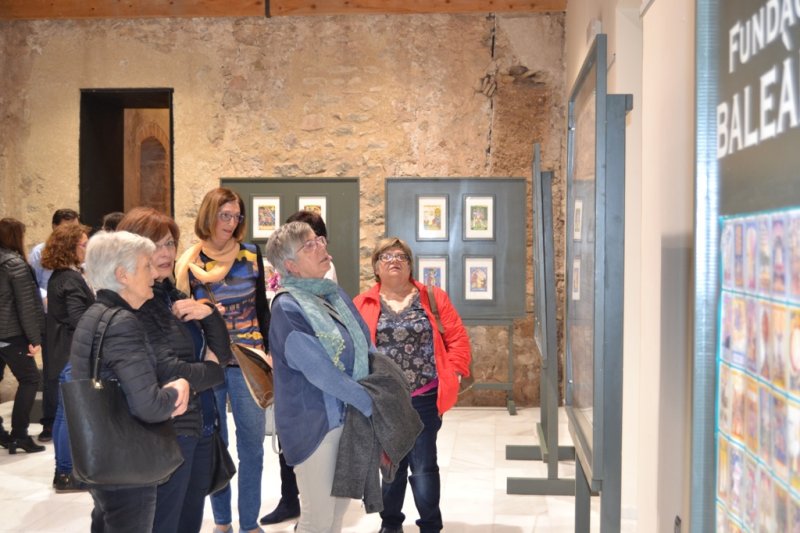 Ramon Pérez Carrió reuneix en la Torre dels Ducs de Medinaceli la seua obra sobre Llull Ramon Pérez Carrió reuneix en la Torre dels Ducs de Medinaceli la seua obra sobre Llull