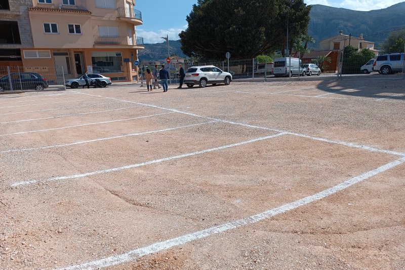 L’Ajuntament de Pego obri una nova zona d'aparcament gratuït amb 35 places al carrer Sant Rafel L’Ajuntament de Pego obri una nova zona d'aparcament gratuït amb 35 places al carrer Sant Rafel