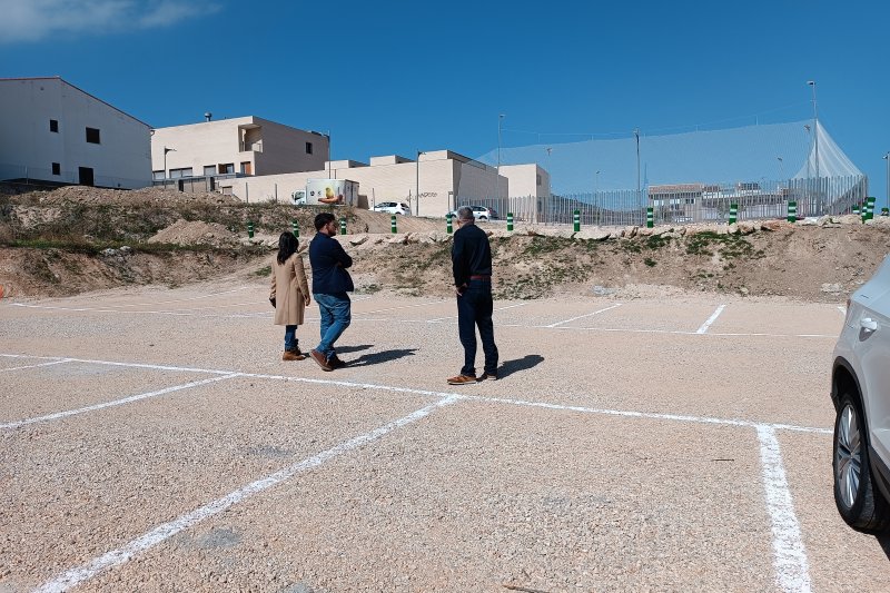 L’Ajuntament de Pego obri una nova zona d'aparcament gratuït amb 35 places al carrer Sant Rafel L’Ajuntament de Pego obri una nova zona d'aparcament gratuït amb 35 places al carrer Sant Rafel
