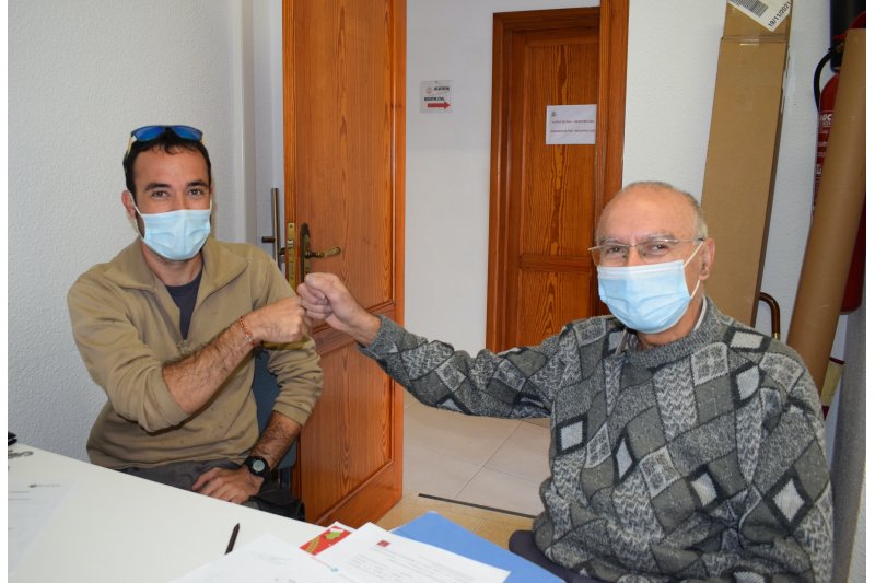 Primer acuerdo del Banco de Tierras de Benitatxell: Sergio cultivará una hectárea de Pep Primer acuerdo del Banco de Tierras de Benitatxell: Sergio cultivará una hectárea de Pep