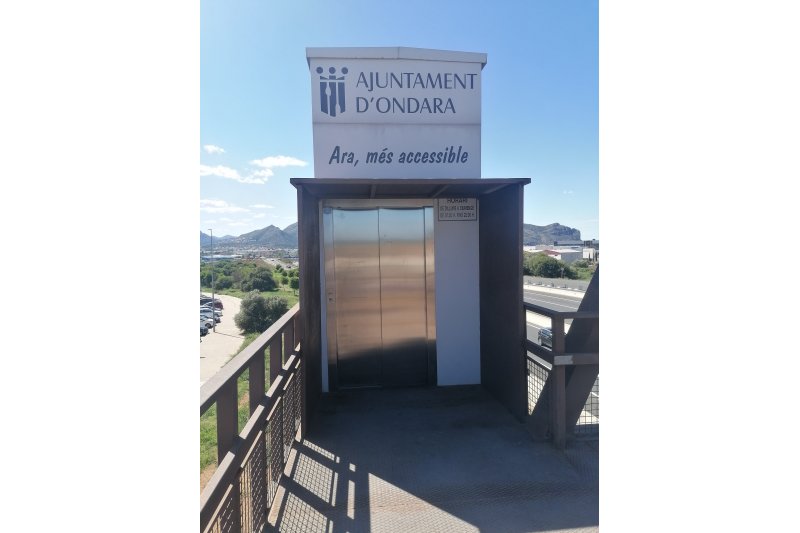 El Ayuntamiento de Ondara ahorra más de 8.000 euros anuales en el nuevo contrato mantenimiento de ascensores El Ayuntamiento de Ondara ahorra más de 8.000 euros anuales en el nuevo contrato mantenimiento de ascensores