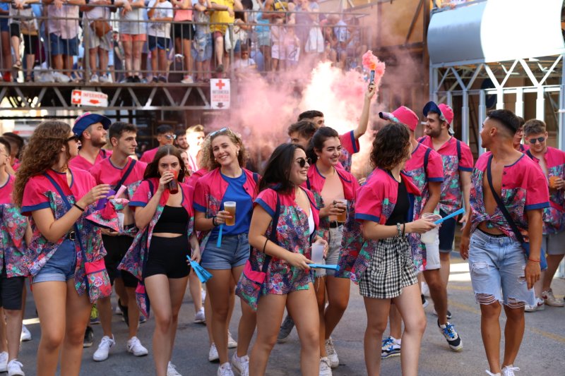Pedreguer ja vibra amb els bous al carrer Pedreguer ja vibra amb els bous al carrer