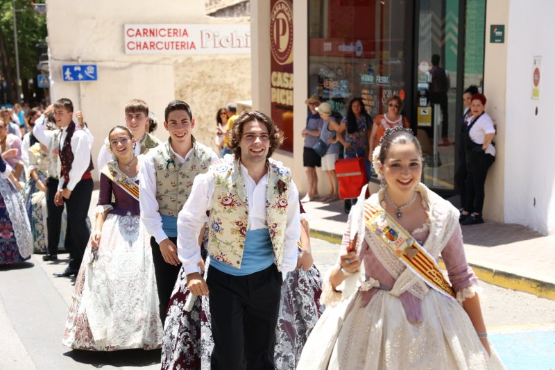 Les regines de Xàbia s’auto “indulten” de la foguera central Les regines de Xàbia s’auto “indulten” de la foguera central