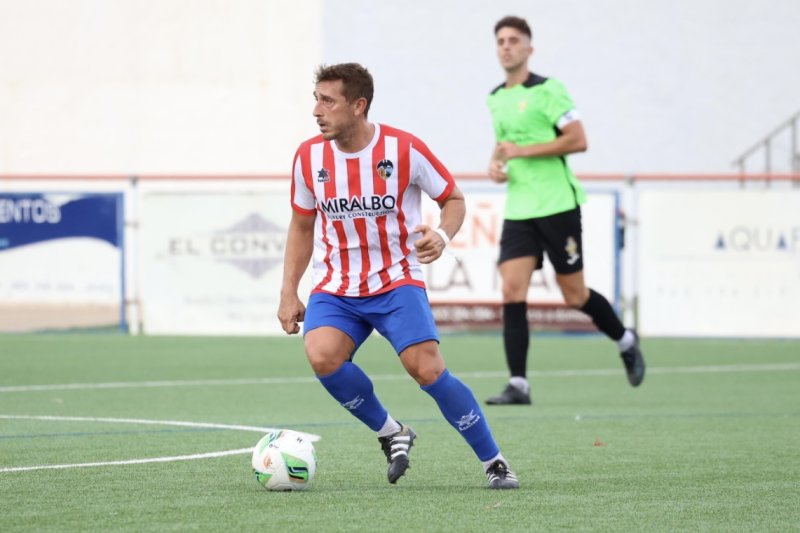 Regional Preferente: El Jávea se estrena con un sufrido triunfo ante el Sueca (1-0) Regional Preferente: El Jávea se estrena con un sufrido triunfo ante el Sueca (1-0)