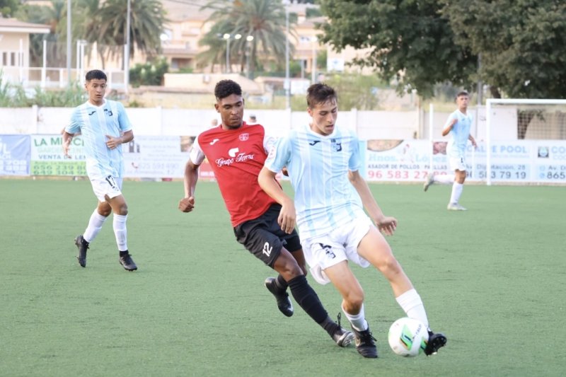 Regional Preferente: El Calpe luce un once de lujo en su primer amistoso de pretemporada Regional Preferente: El Calpe luce un once de lujo en su primer amistoso de pretemporada