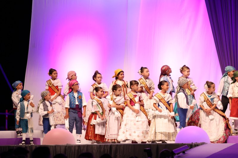 Les Festes de Pedreguer es presenten en una nit plena d’emocions i records Les Festes de Pedreguer es presenten en una nit plena d’emocions i records