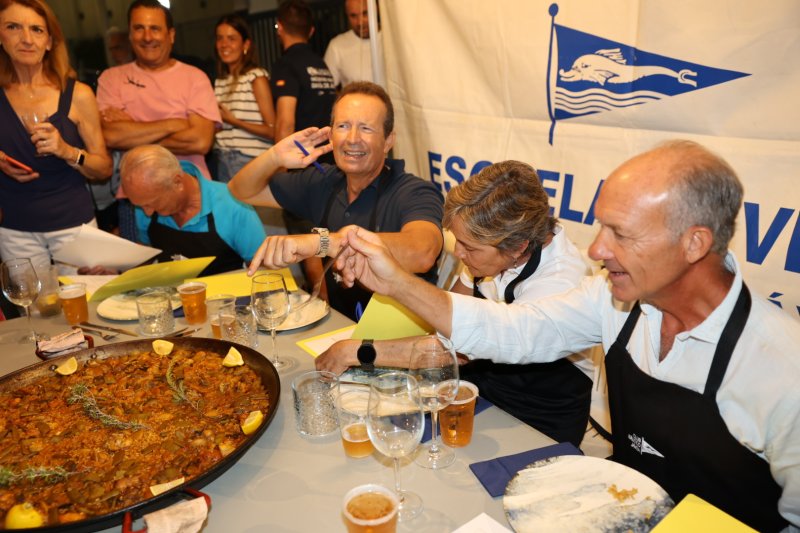 La paella de Alejandro Peiró gana el concurso de la Semana de la Vela de Xàbia La paella de Alejandro Peiró gana el concurso de la Semana de la Vela de Xàbia