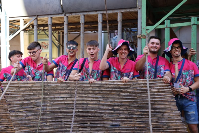 Pedreguer ja vibra amb els bous al carrer Pedreguer ja vibra amb els bous al carrer