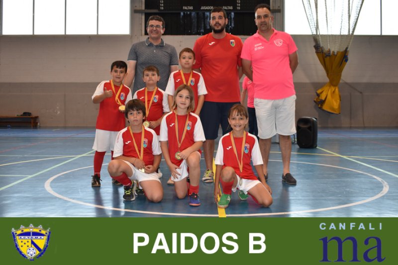 Fútbol Sala: La Xara, en alevín, y Paidos, en benjamín, triunfan en las ligas escolares de Dénia Fútbol Sala: La Xara, en alevín, y Paidos, en benjamín, triunfan en las ligas escolares de Dénia