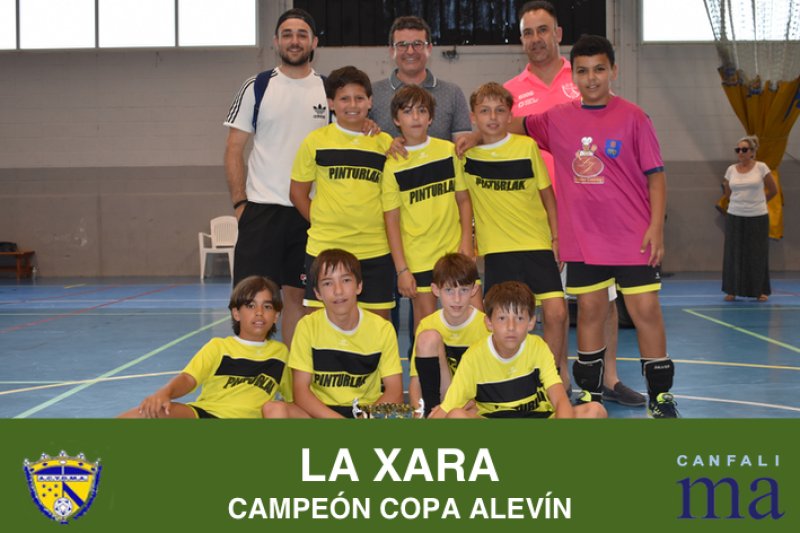 Fútbol Sala: La Xara, en alevín, y Paidos, en benjamín, triunfan en las ligas escolares de Dénia Fútbol Sala: La Xara, en alevín, y Paidos, en benjamín, triunfan en las ligas escolares de Dénia