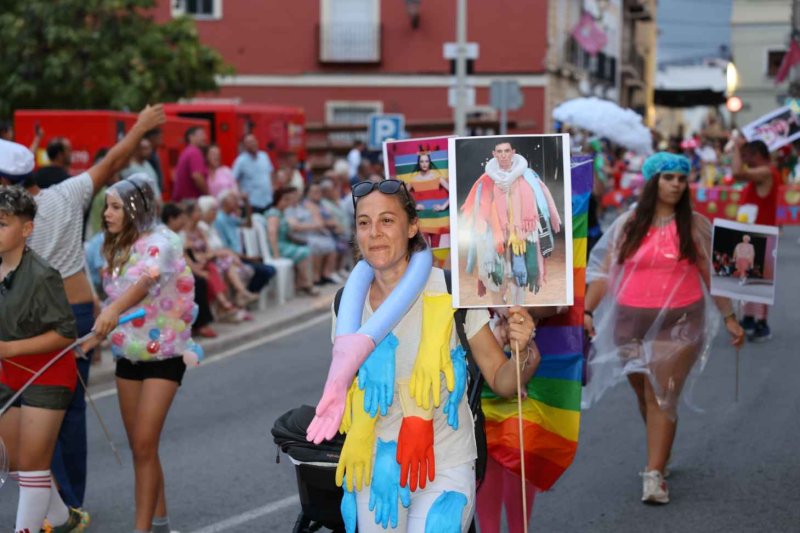GALERIA de FOTOS de la DESFILADA de CARROSSES de les FESTES de BENIARBEIG GALERIA de FOTOS de la DESFILADA de CARROSSES de les FESTES de BENIARBEIG