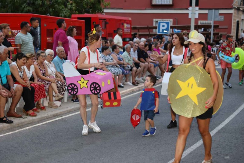 GALERIA de FOTOS de la DESFILADA de CARROSSES de les FESTES de BENIARBEIG GALERIA de FOTOS de la DESFILADA de CARROSSES de les FESTES de BENIARBEIG