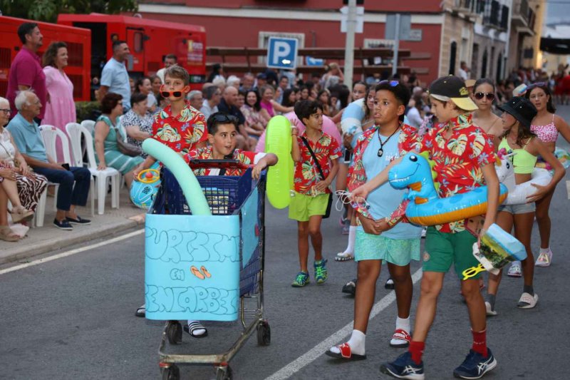 GALERIA de FOTOS de la DESFILADA de CARROSSES de les FESTES de BENIARBEIG GALERIA de FOTOS de la DESFILADA de CARROSSES de les FESTES de BENIARBEIG