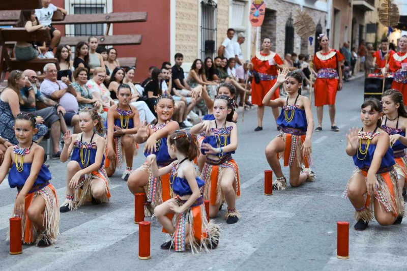 GALERIA de FOTOS de la DESFILADA de CARROSSES de les FESTES de BENIARBEIG GALERIA de FOTOS de la DESFILADA de CARROSSES de les FESTES de BENIARBEIG