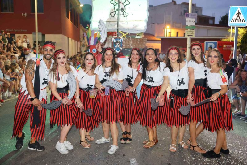 GALERIA de FOTOS de la DESFILADA de CARROSSES de les FESTES de BENIARBEIG GALERIA de FOTOS de la DESFILADA de CARROSSES de les FESTES de BENIARBEIG
