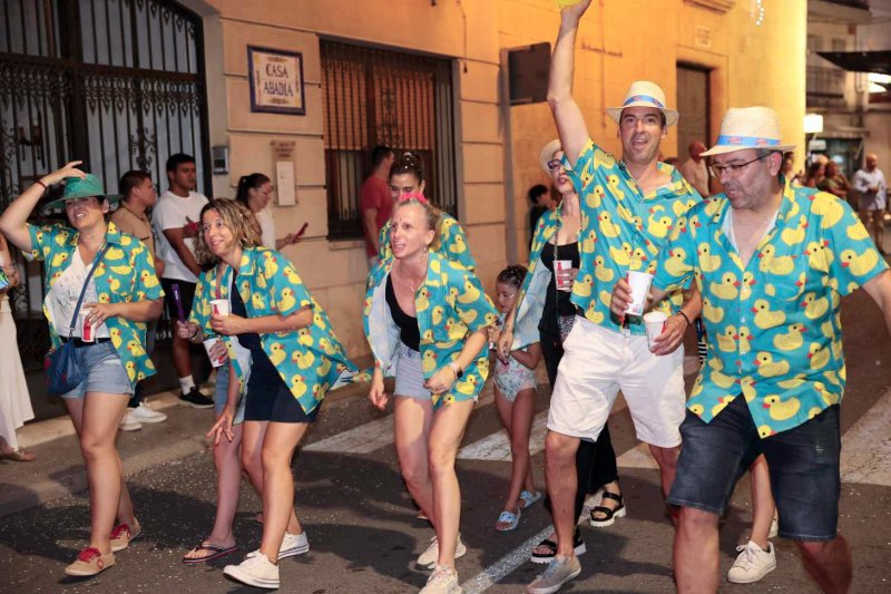 GALERIA de FOTOS de la DESFILADA de CARROSSES de les FESTES de BENIARBEIG GALERIA de FOTOS de la DESFILADA de CARROSSES de les FESTES de BENIARBEIG