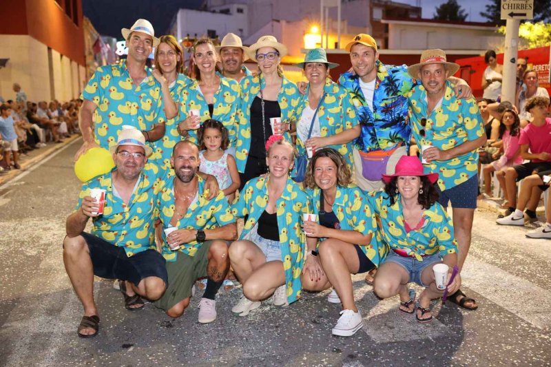 GALERIA de FOTOS de la DESFILADA de CARROSSES de les FESTES de BENIARBEIG GALERIA de FOTOS de la DESFILADA de CARROSSES de les FESTES de BENIARBEIG