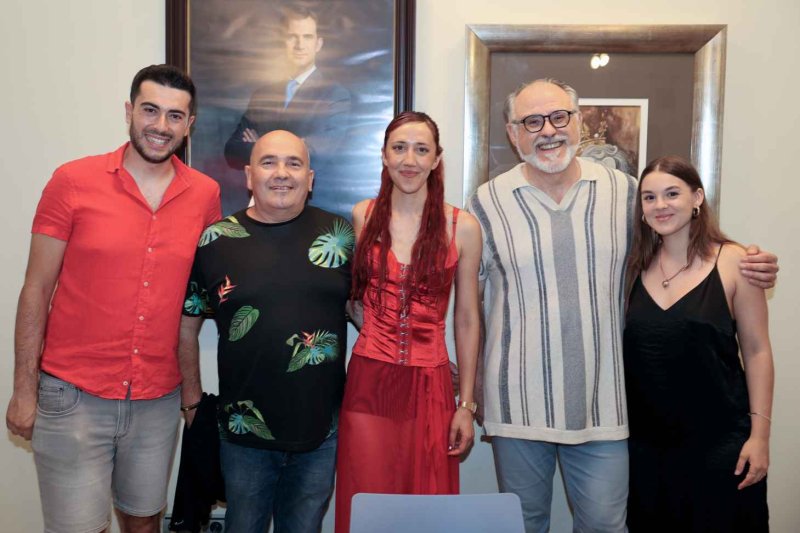 GALERIA de FOTOS de la NIT del PREGÓ de les FESTES de JULIOL de PEDREGUER GALERIA de FOTOS de la NIT del PREGÓ de les FESTES de JULIOL de PEDREGUER