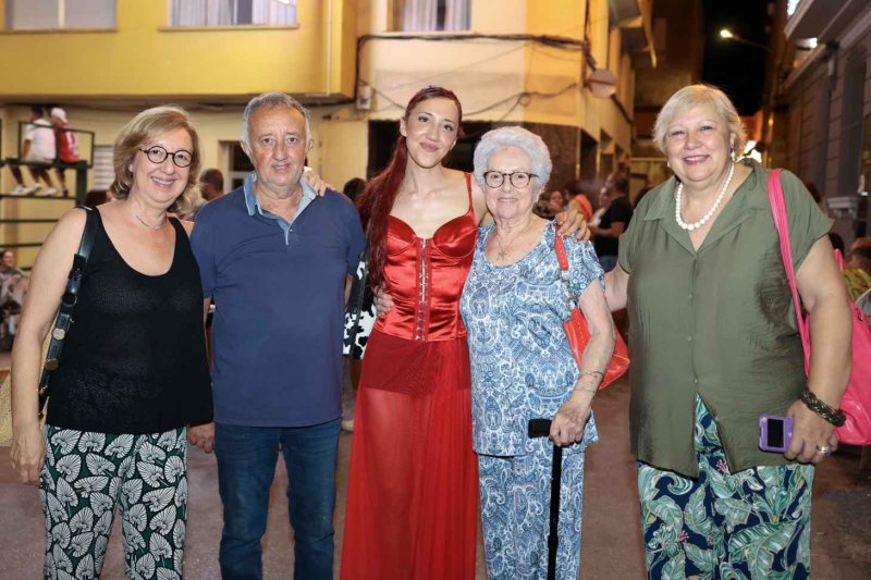 GALERIA de FOTOS de la NIT del PREGÓ de les FESTES de JULIOL de PEDREGUER GALERIA de FOTOS de la NIT del PREGÓ de les FESTES de JULIOL de PEDREGUER