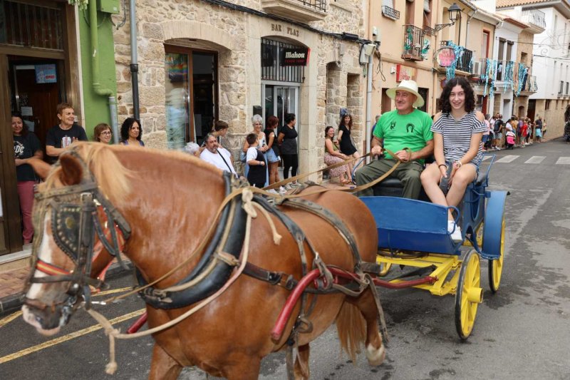 GALERIA de FOTOS de l’ENTRADA de la MURTA i PROGRAMA de FESTES de LLÍBER GALERIA de FOTOS de l’ENTRADA de la MURTA i PROGRAMA de FESTES de LLÍBER