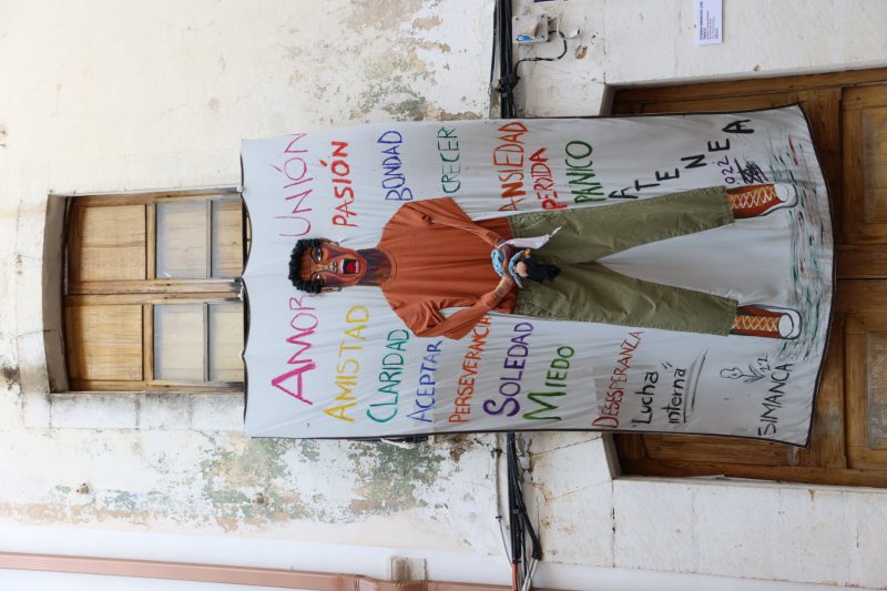 Art al Vent ja llueix els més de mig centenar de cobertors al Carrer La Bassa de Gata Art al Vent ja llueix els més de mig centenar de cobertors al Carrer La Bassa de Gata