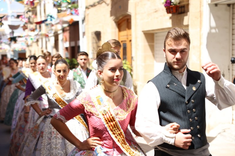 Les regines de Xàbia s’auto “indulten” de la foguera central Les regines de Xàbia s’auto “indulten” de la foguera central