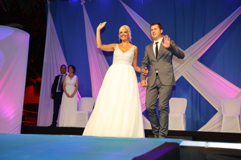 Duanes de Xàbia proclama a les majoralesses i majorals de les festes de Loreto i ret homenatge als presidents de les comissions Duanes de Xàbia proclama a les majoralesses i majorals de les festes de Loreto i ret homenatge als presidents de les comissions