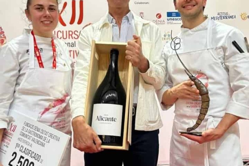 Cristina Gómez, del restaurante Fierro de Valencia, gana el Concurso de la Gamba Roja Cristina Gómez, del restaurante Fierro de Valencia, gana el Concurso de la Gamba Roja