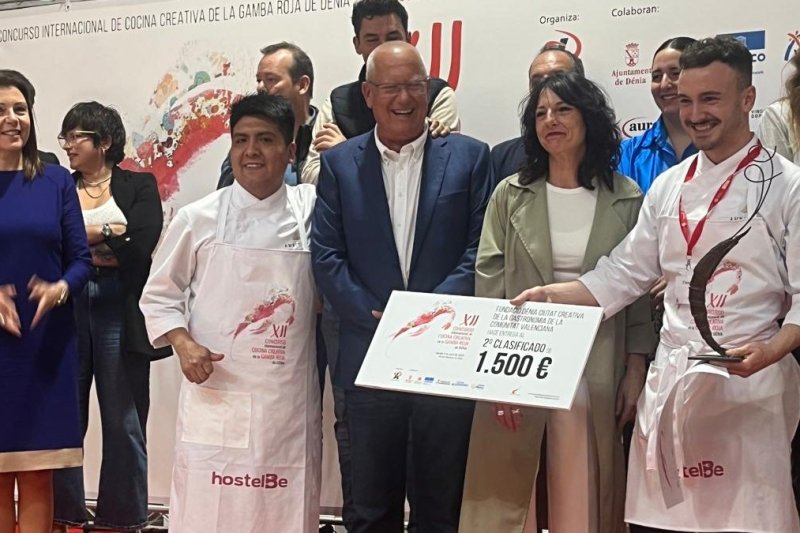 Cristina Gómez, del restaurante Fierro de Valencia, gana el Concurso de la Gamba Roja Cristina Gómez, del restaurante Fierro de Valencia, gana el Concurso de la Gamba Roja