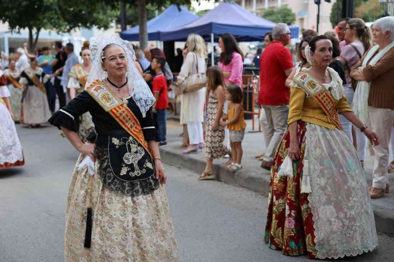 GALERIA DE FOTOS de l’acte del 75 aniversari de Fogueres de Xàbia: l’escenari s’ompli de regines i càrrecs, emocions i vivències GALERIA DE FOTOS de l’acte del 75 aniversari de Fogueres de Xàbia: l’escenari s’ompli de regines i càrrecs, emocions i vivències
