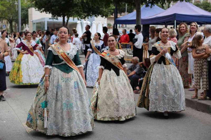 GALERIA DE FOTOS de l’acte del 75 aniversari de Fogueres de Xàbia: l’escenari s’ompli de regines i càrrecs, emocions i vivències GALERIA DE FOTOS de l’acte del 75 aniversari de Fogueres de Xàbia: l’escenari s’ompli de regines i càrrecs, emocions i vivències