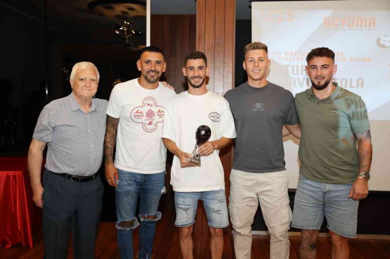 Gala de trofeos de Acydma: Doblete de Kamarka en veteranos, y en fútbol sala Liga para Bámbola y Copa para Pinturas Juanvi Gala de trofeos de Acydma: Doblete de Kamarka en veteranos, y en fútbol sala Liga para Bámbola y Copa para Pinturas Juanvi