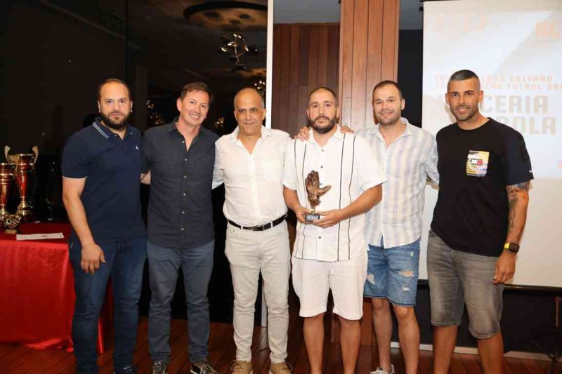 Gala de trofeos de Acydma: Doblete de Kamarka en veteranos, y en fútbol sala Liga para Bámbola y Copa para Pinturas Juanvi Gala de trofeos de Acydma: Doblete de Kamarka en veteranos, y en fútbol sala Liga para Bámbola y Copa para Pinturas Juanvi