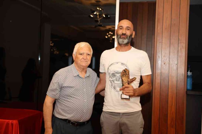 Gala de trofeos de Acydma: Doblete de Kamarka en veteranos, y en fútbol sala Liga para Bámbola y Copa para Pinturas Juanvi Gala de trofeos de Acydma: Doblete de Kamarka en veteranos, y en fútbol sala Liga para Bámbola y Copa para Pinturas Juanvi