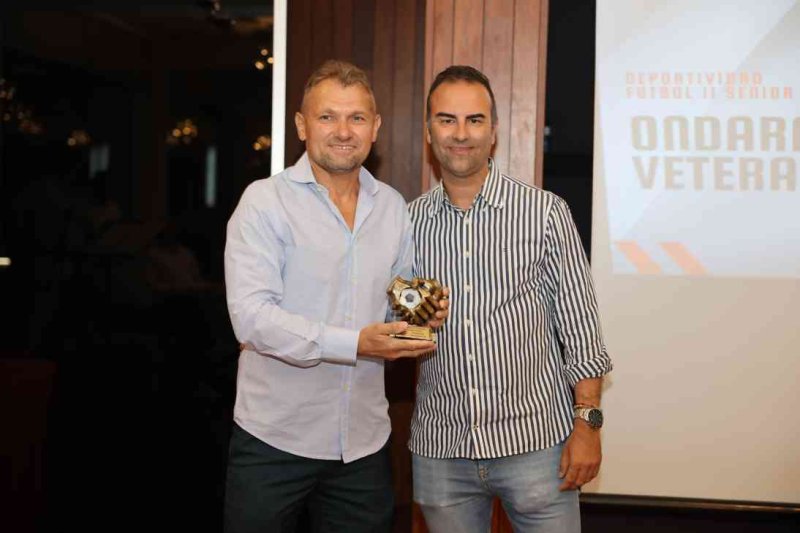 Gala de trofeos de Acydma: Doblete de Kamarka en veteranos, y en fútbol sala Liga para Bámbola y Copa para Pinturas Juanvi Gala de trofeos de Acydma: Doblete de Kamarka en veteranos, y en fútbol sala Liga para Bámbola y Copa para Pinturas Juanvi