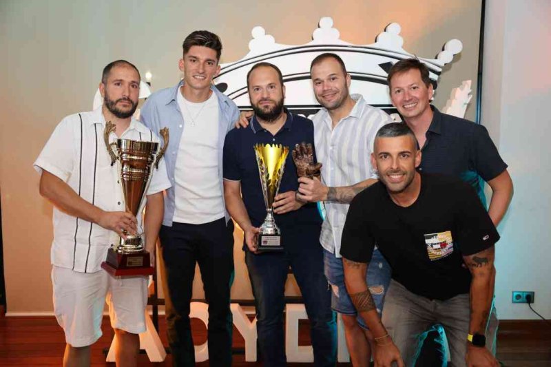 Gala de trofeos de Acydma: Doblete de Kamarka en veteranos, y en fútbol sala Liga para Bámbola y Copa para Pinturas Juanvi Gala de trofeos de Acydma: Doblete de Kamarka en veteranos, y en fútbol sala Liga para Bámbola y Copa para Pinturas Juanvi