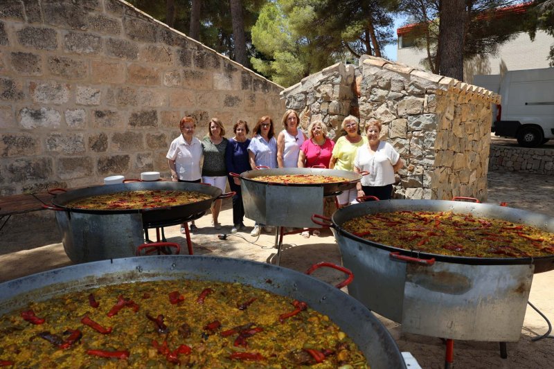 GALERÍA DE FOTOS: Las Amas de Casa de Xàbia disfrutan de su día grande GALERÍA DE FOTOS: Las Amas de Casa de Xàbia disfrutan de su día grande