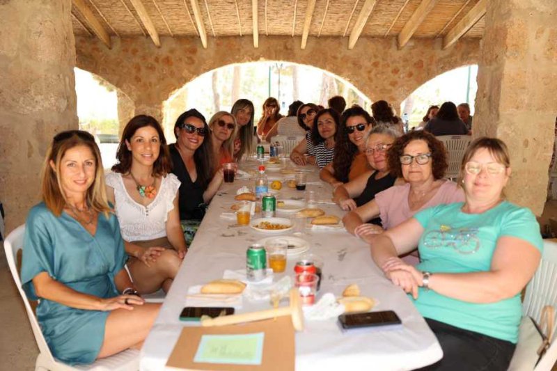 GALERÍA DE FOTOS: Las Amas de Casa de Xàbia disfrutan de su día grande GALERÍA DE FOTOS: Las Amas de Casa de Xàbia disfrutan de su día grande