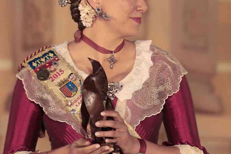 GALERIA DE FOTOS de l’acte del 75 aniversari de Fogueres de Xàbia: l’escenari s’ompli de regines i càrrecs, emocions i vivències GALERIA DE FOTOS de l’acte del 75 aniversari de Fogueres de Xàbia: l’escenari s’ompli de regines i càrrecs, emocions i vivències