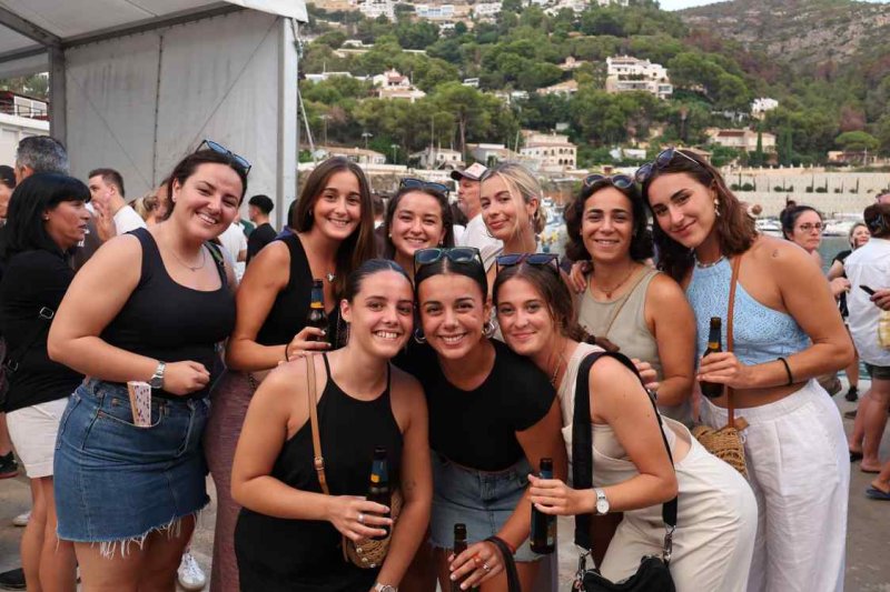 GALERIA de FOTOS del BARET dels BOUS de les FESTES de DUANES de XÀBIA GALERIA de FOTOS del BARET dels BOUS de les FESTES de DUANES de XÀBIA