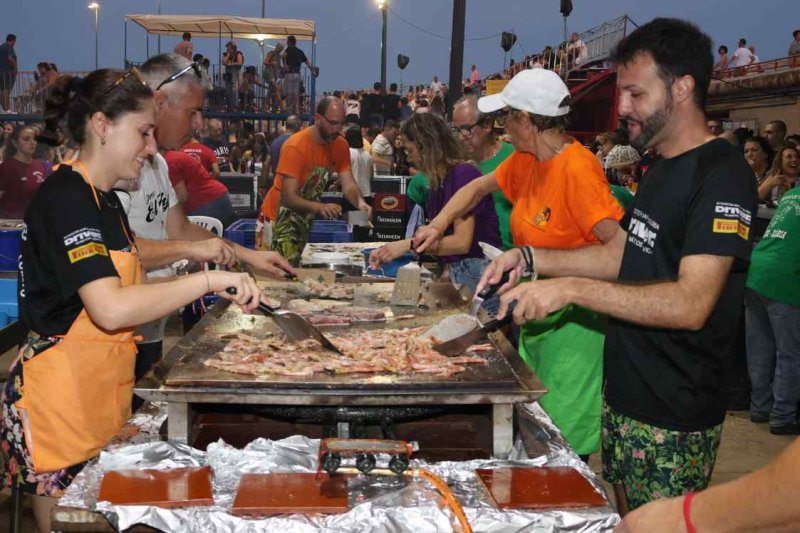 GALERIA de FOTOS del BARET dels BOUS de les FESTES de DUANES de XÀBIA GALERIA de FOTOS del BARET dels BOUS de les FESTES de DUANES de XÀBIA